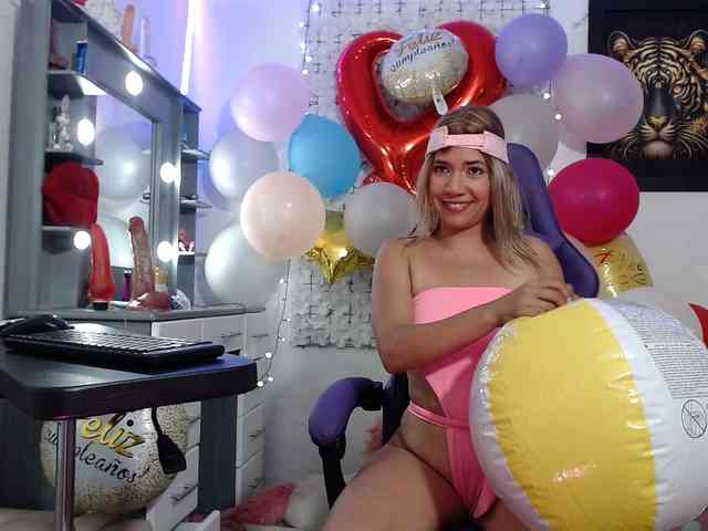 hot-sexy-bunny webcam