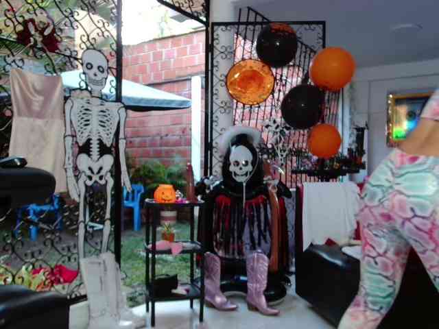 hot-sexy-bunny webcam