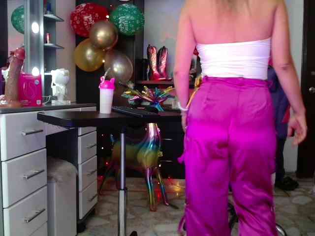 hot-sexy-bunny webcam