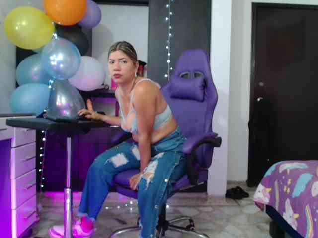 hot-sexy-bunny webcam