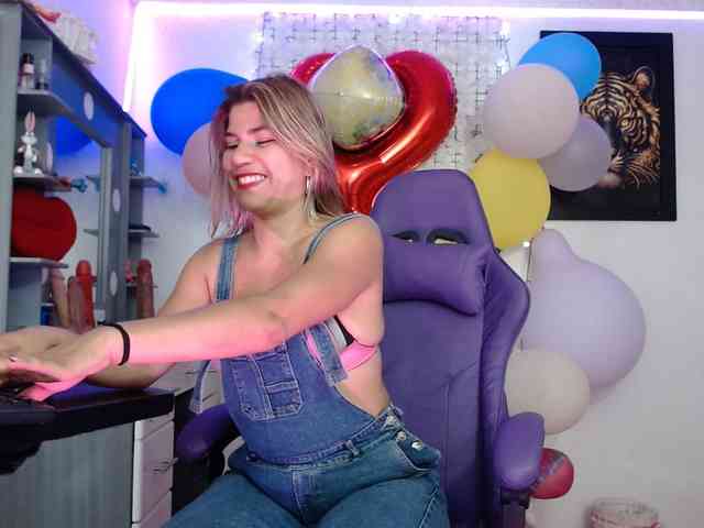hot-sexy-bunny webcam