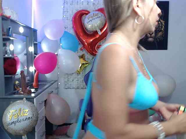 hot-sexy-bunny webcam