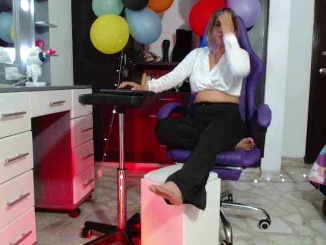 hot-sexy-bunny webcam