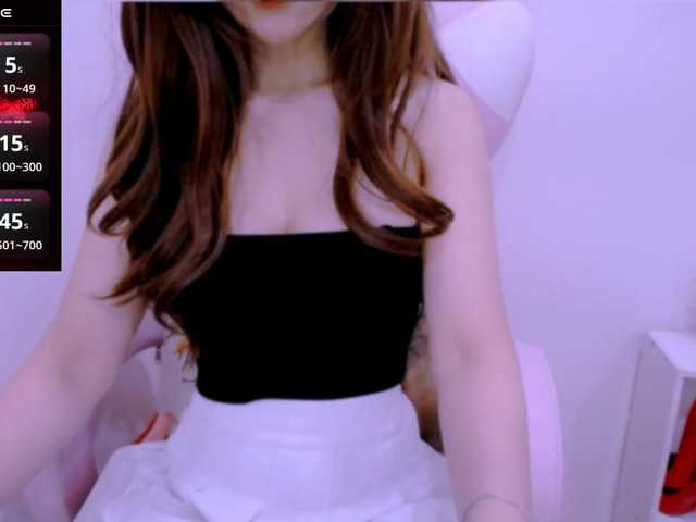 Cheriana's BongaCams show and profile