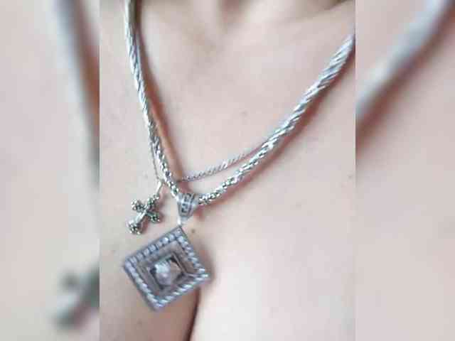 Sweet_Symphony webcam