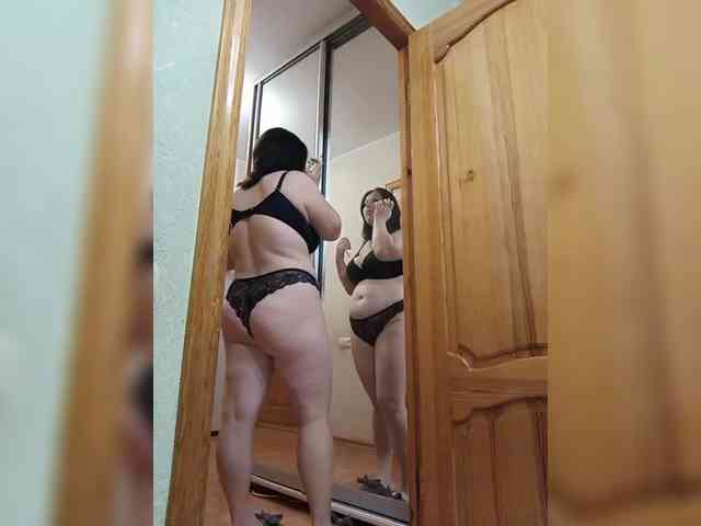 Sweet_Symphony webcam