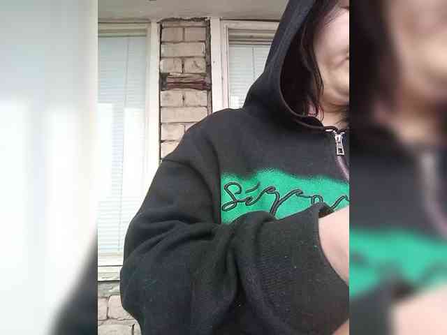 Sweet_Symphony webcam