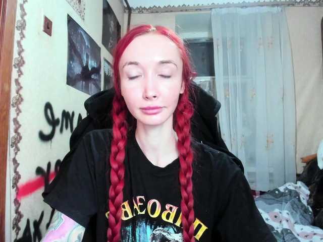 Natali-Sweet's BongaCams show and profile