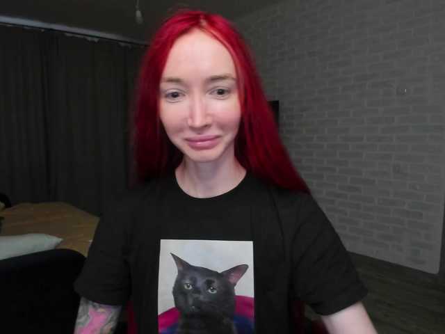 Natali-Sweet's BongaCams show and profile