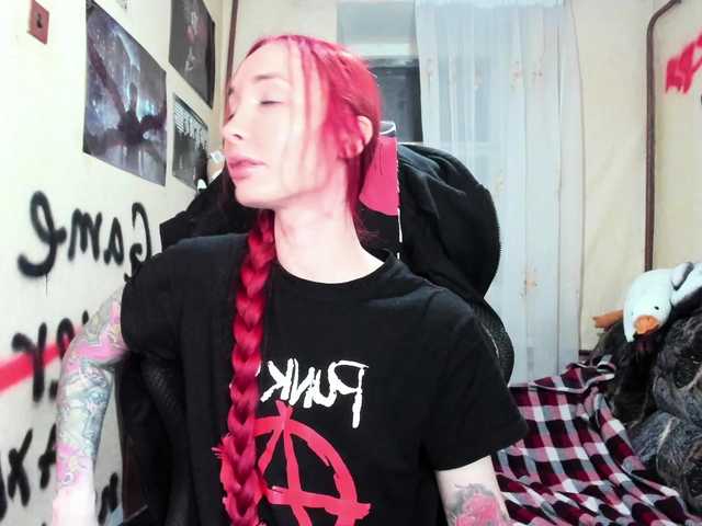 Natali-Sweet's BongaCams show and profile