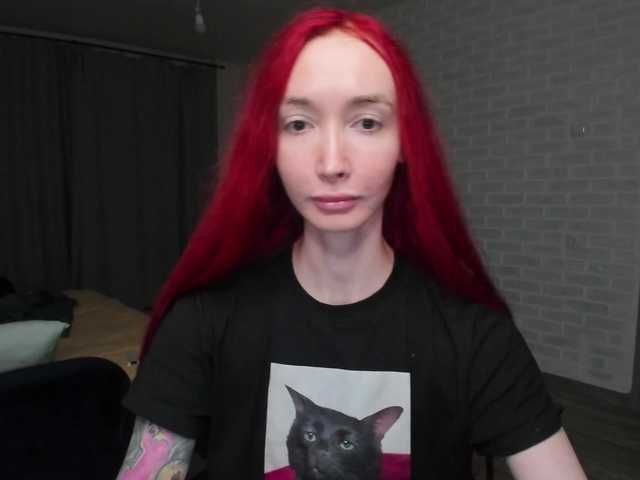 Natali-Sweet's BongaCams show and profile