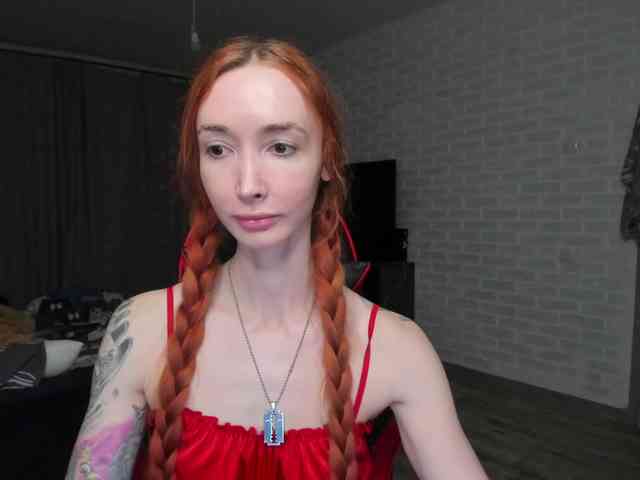 Natali-Sweet bongacams