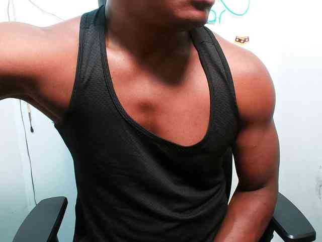 XBIGCOCKBLACK