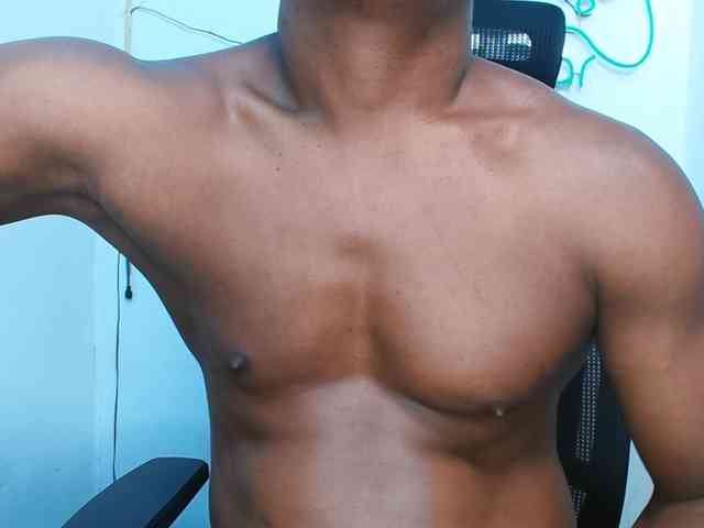 XBIGCOCKBLACK