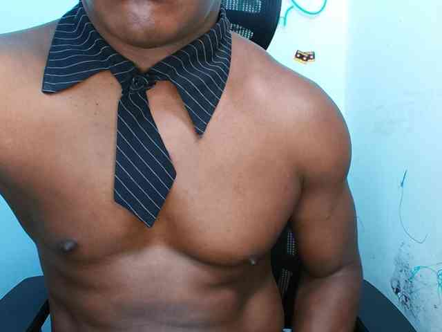 XBIGCOCKBLACK