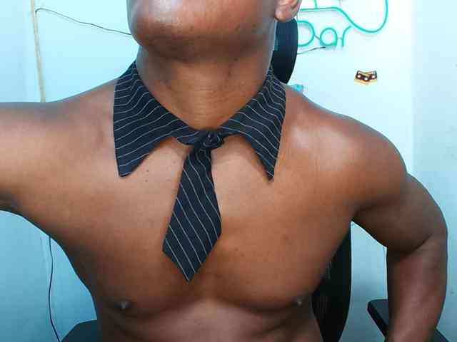 XBIGCOCKBLACK