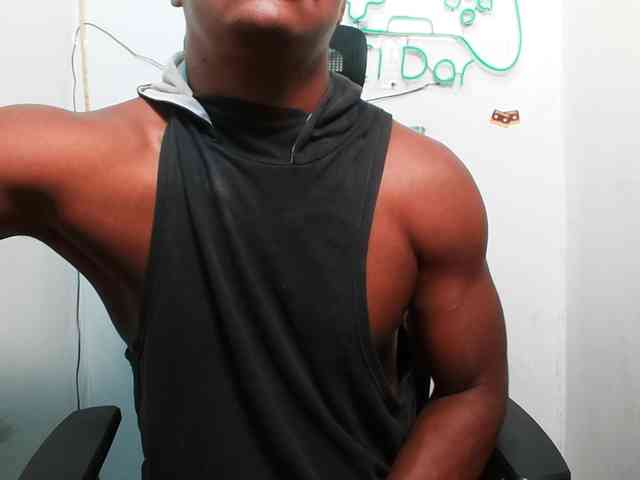 XBIGCOCKBLACK