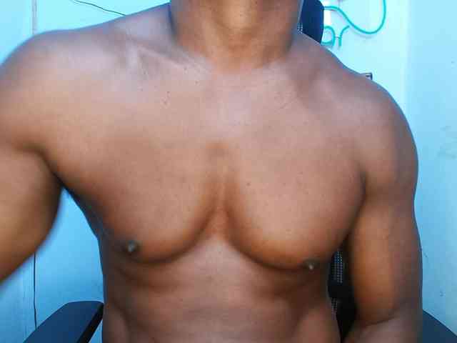XBIGCOCKBLACK