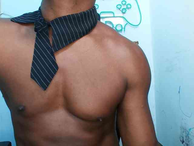 XBIGCOCKBLACK