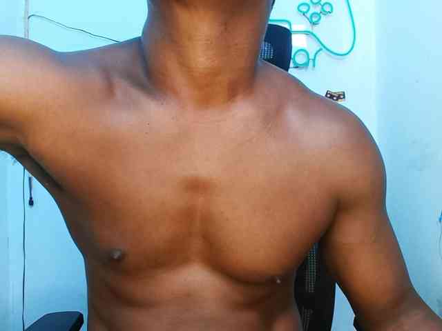 XBIGCOCKBLACK