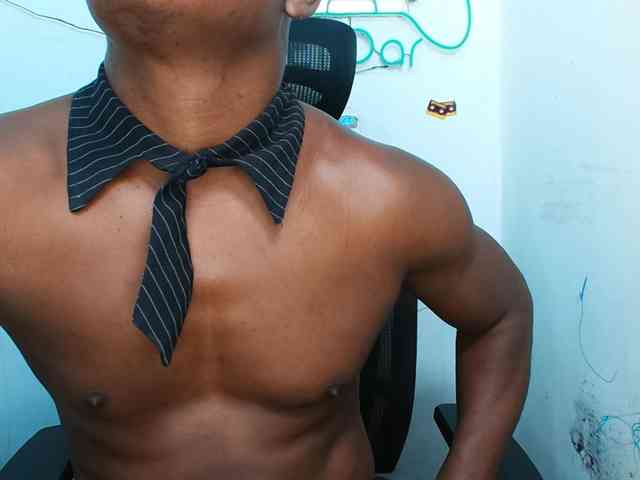 XBIGCOCKBLACK