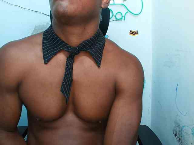 XBIGCOCKBLACK