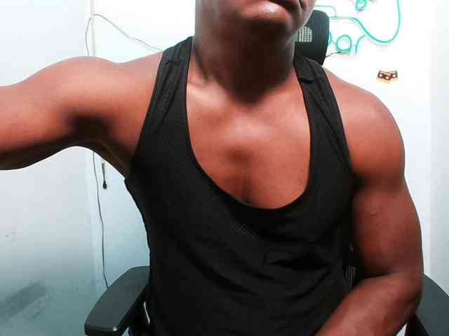 XBIGCOCKBLACK