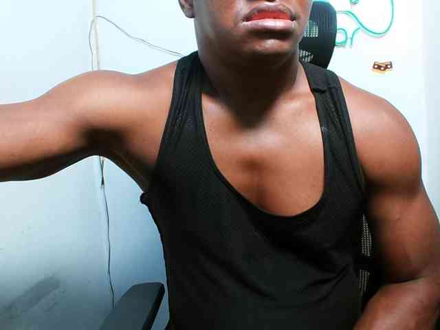 XBIGCOCKBLACK