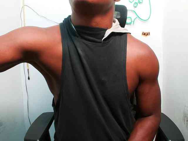 XBIGCOCKBLACK