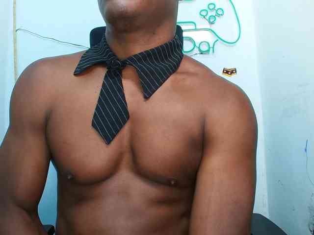 XBIGCOCKBLACK