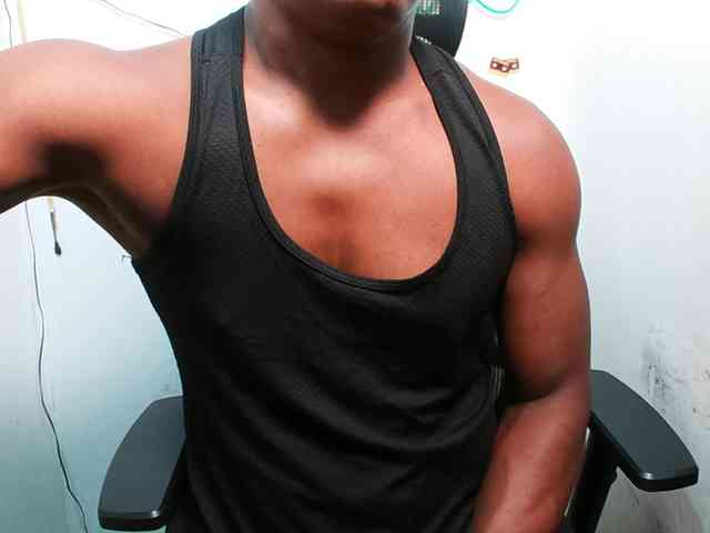 XBIGCOCKBLACK