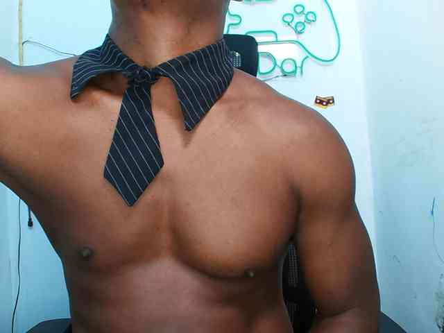 XBIGCOCKBLACK