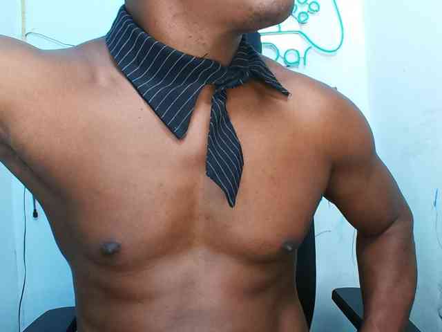 XBIGCOCKBLACK