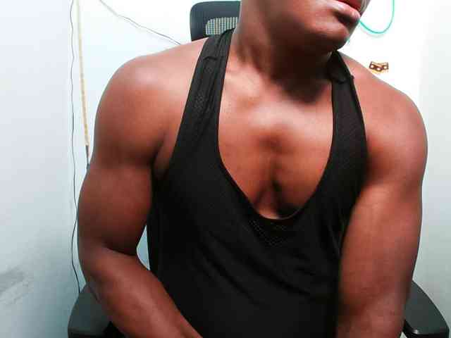 XBIGCOCKBLACK