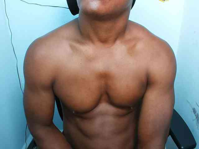 XBIGCOCKBLACK XBIGCOCKBLACK