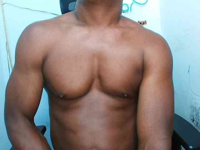 XBIGCOCKBLACK