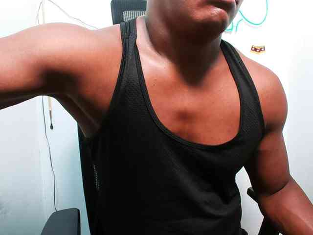 XBIGCOCKBLACK