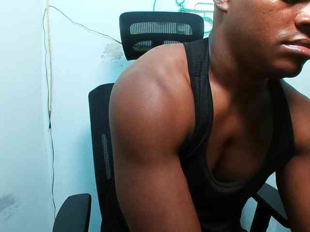 XBIGCOCKBLACK