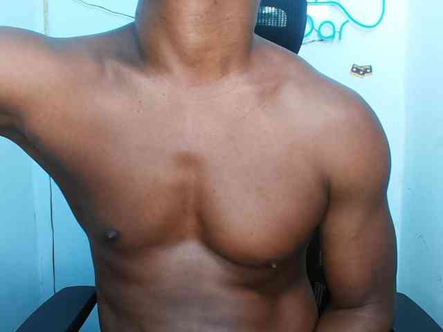 XBIGCOCKBLACK