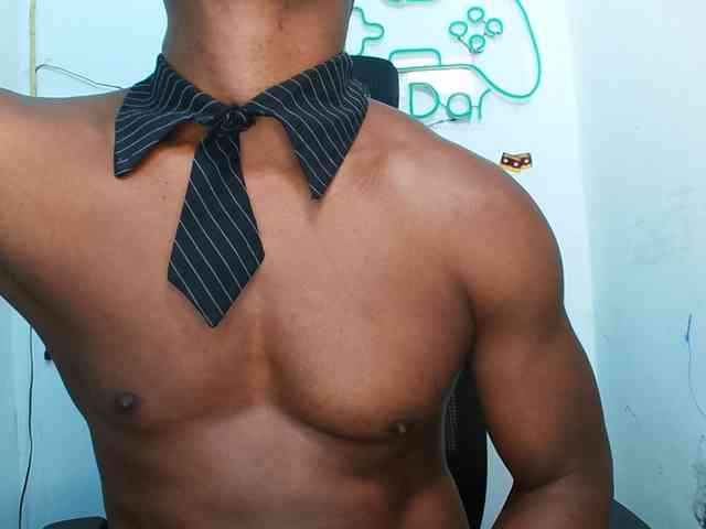 XBIGCOCKBLACK
