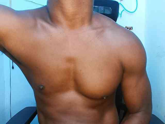 XBIGCOCKBLACK