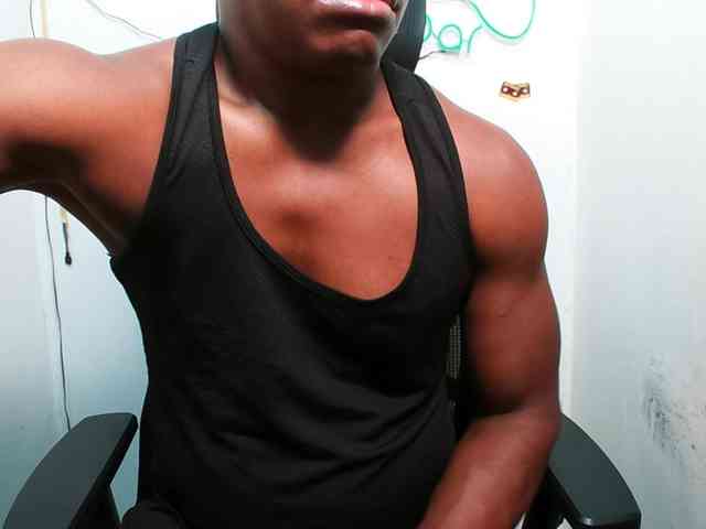 XBIGCOCKBLACK
