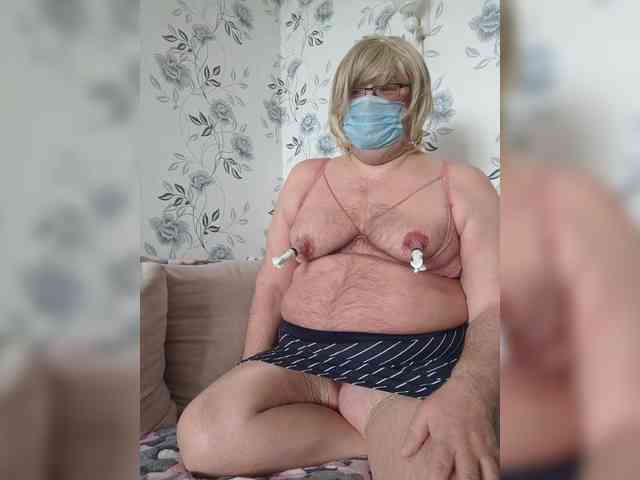 Milochka-000 Live Webcam on BongaCams