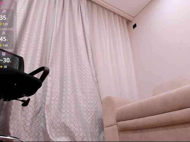 ZoeKlarxxx Live Webcam on BongaCams