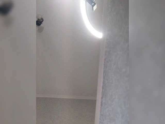 Arina979797's BongaCams show and profile