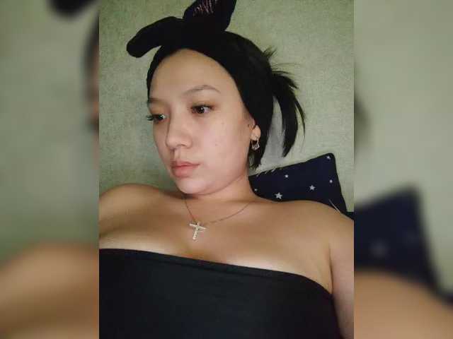 Arina979797's BongaCams show and profile