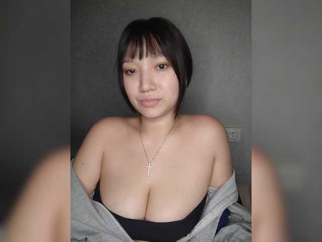 Arina979797's BongaCams show and profile