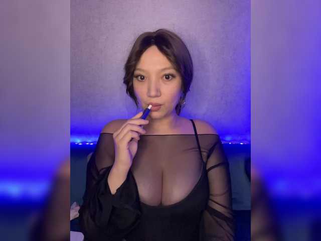 Arina979797 на llcam