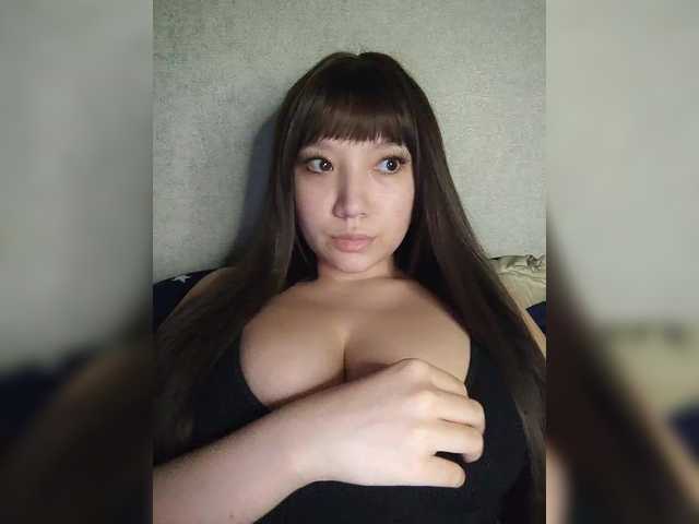 Arina979797's BongaCams show and profile