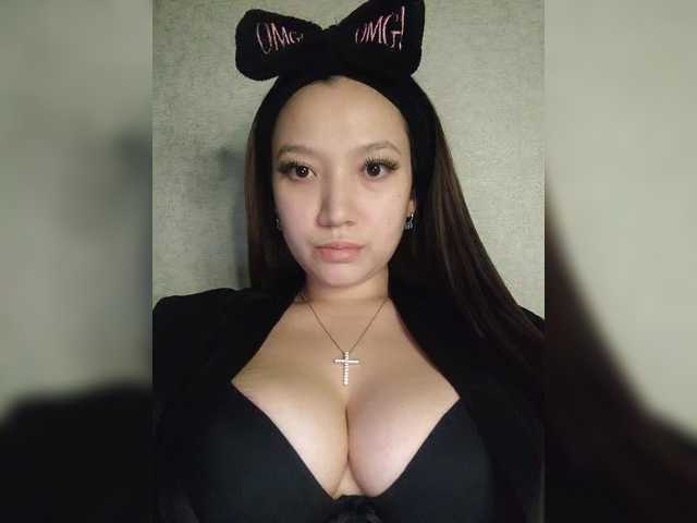 Arina979797's BongaCams show and profile